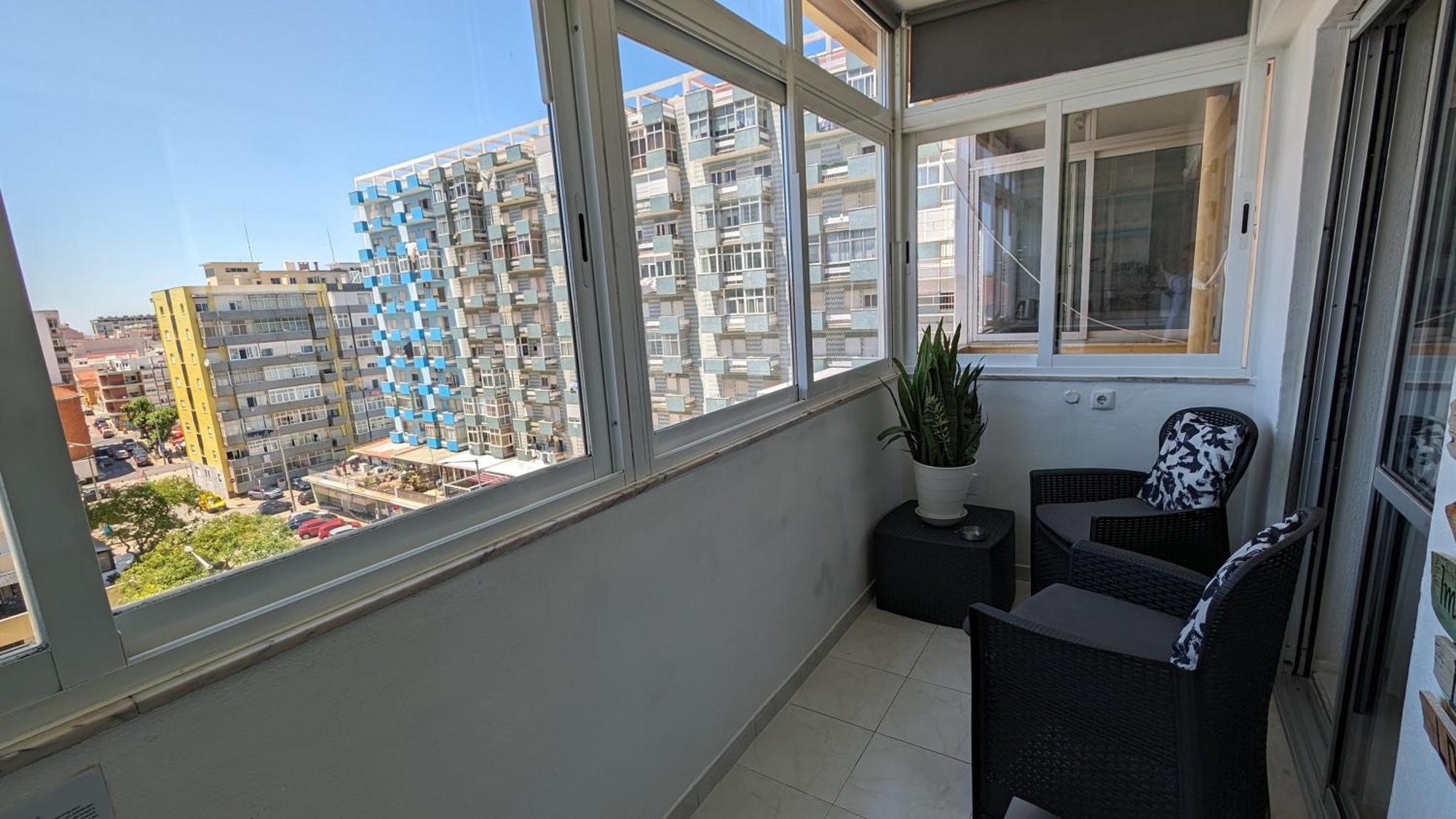 2 Room Condo - 5 Mins From Costa Da Caparica Beach & Bars Exteriér fotografie